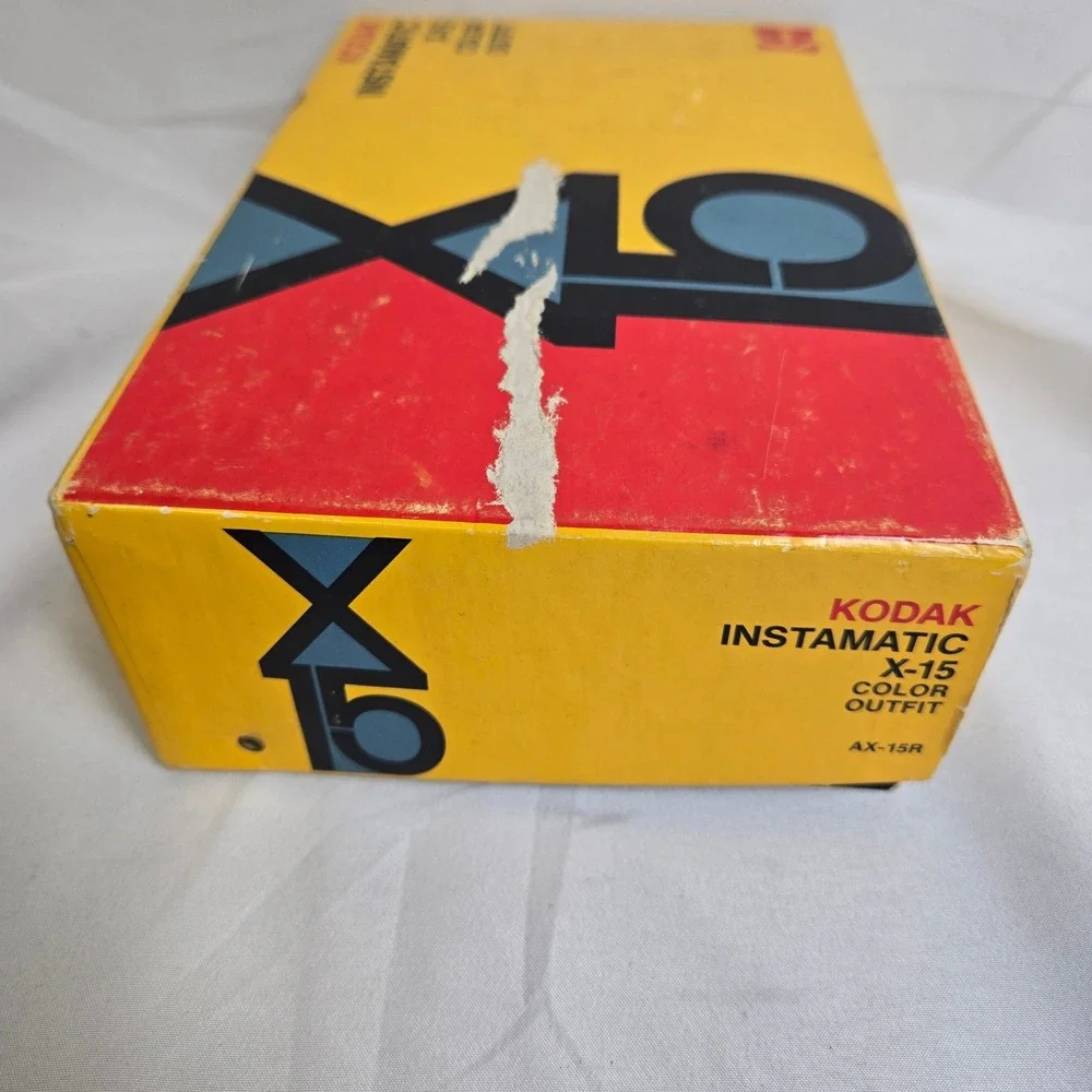 Kodak Instamatic X-15 Color Outfit Camera, Vtg 70s/80s,‎ Untested